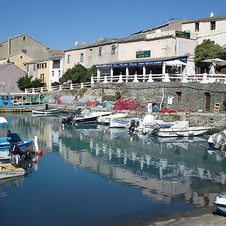 Semesterbostad Le Vieux Figuier